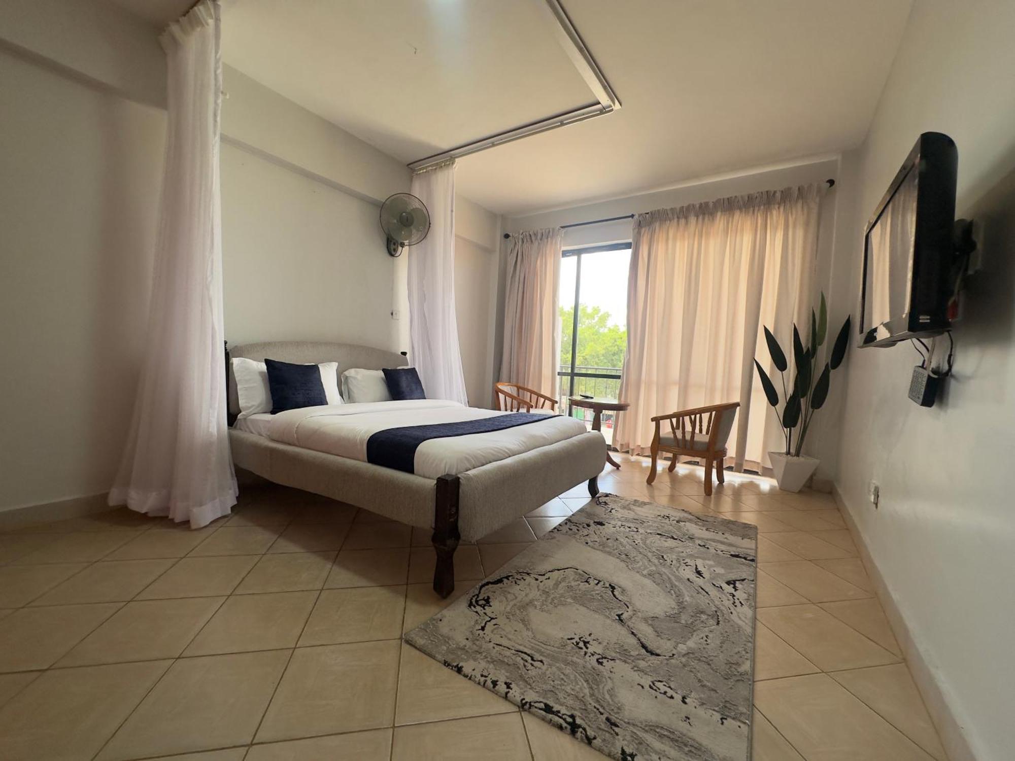 Iman Hotel Isiolo Exteriör bild